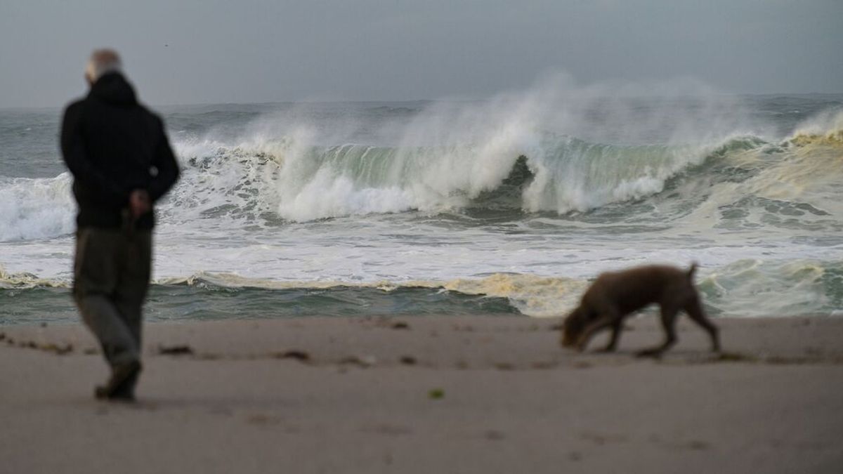 Alerta amarilla en Cádiz por fenómenos costeros y fuerte viento con rachas de hasta 80 kilómetros por hora Alerta amarilla en Cádiz por fenómenos costeros y fuerte viento con rachas de hasta 80 kilómetros por hora