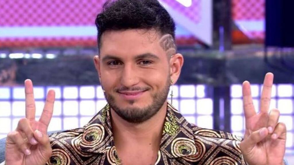 Omar Montes sorprende con sus duros comienzos en el mundo de la música: "Mi profesora que me decía que iba a estar en la cárcel"