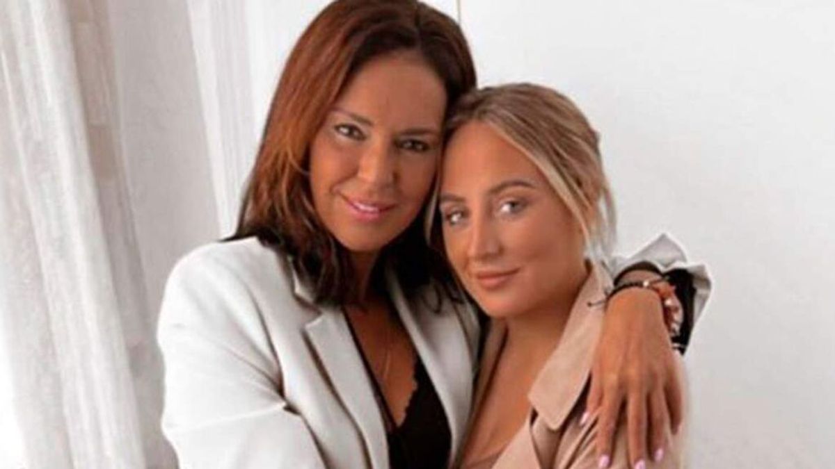 Olga Moreno y Rocío Flores hablan de la relación de Antonio David y Marta Riesco: "No sabíamos nada"o Olga Moreno y Rocío Flores hablan de la relación de Antonio David y Marta Riesco: "No sabíamos nada"o