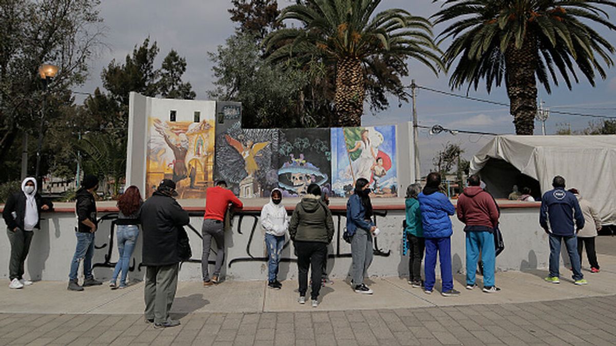 México bate su récord de contagios diarios por tercera vez en menos de una semana México bate su récord de contagios diarios por tercera vez en menos de una semana