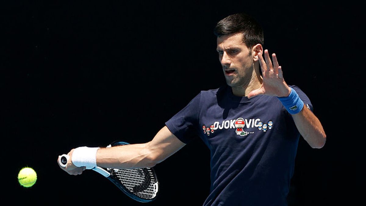 Novak Djokovic entra en el sorteo del Abierto de Australia a pesar de que sigue pendiente su deportación