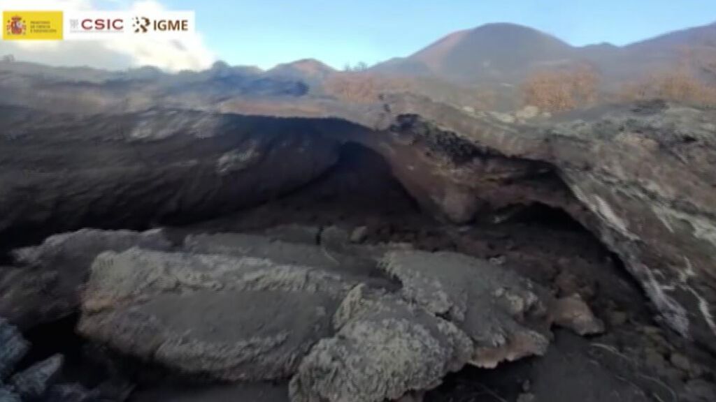El volcán de La Palma deja 'estafilitos', estalactitas creadas por las gotas de lava
