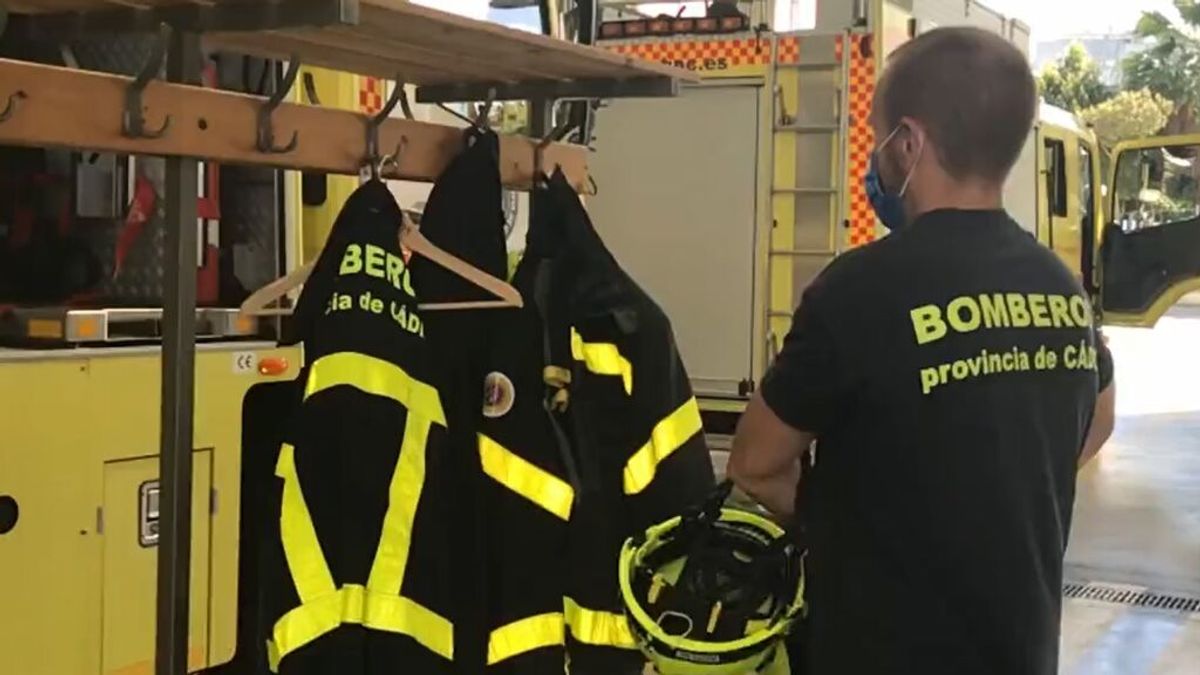 Muere un hombre de al precipitarse por el Paseo del Vendaval en Cádiz Muere un hombre de al precipitarse por el Paseo del Vendaval en Cádiz