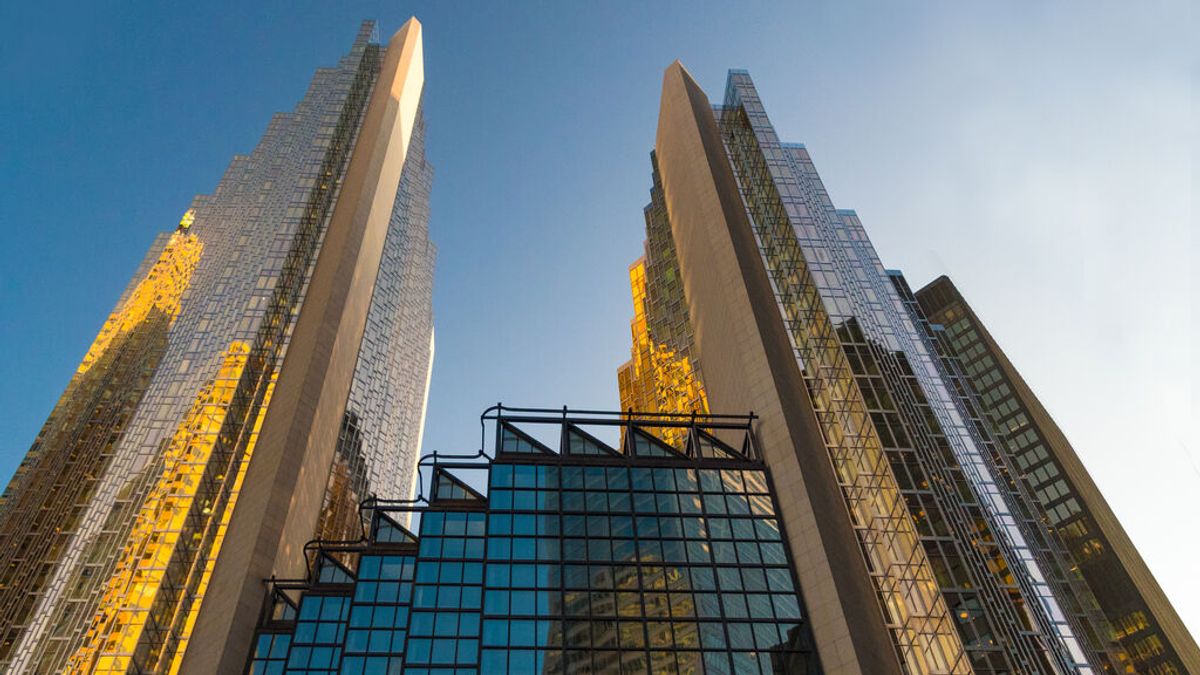 Amancio Ortega compra el rascacielos Royal Bank Plaza de Toronto por 1.150 millones de dólares