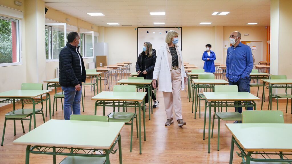100.000 alumnos y casi 20.000 profesores positivos o en cuarentena en una semana de clases