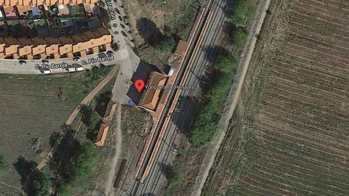 Muere una mujer arrollada por un tren de mercancías en Yunquera de Henares, Guadalajara Muere una mujer arrollada por un tren de mercancías en Yunquera de Henares, Guadalajara