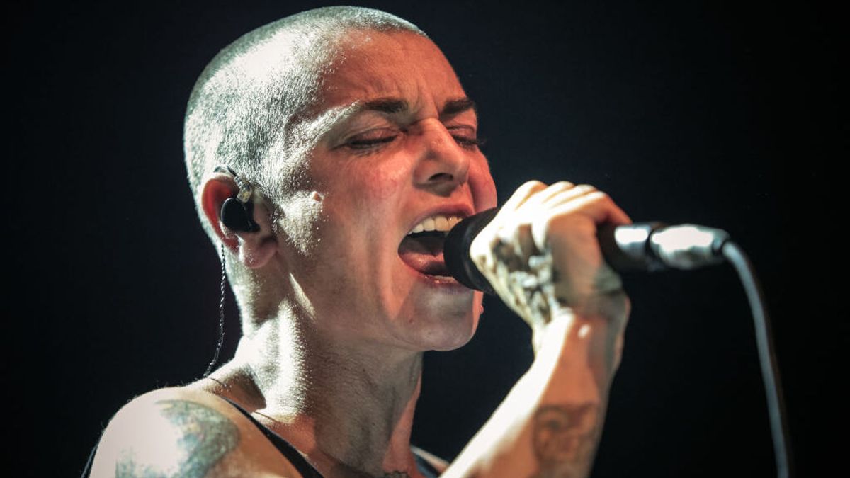 La cantante Sinead O'Connor ingresó en un hospital tras el suicidio de su hijo de 17 años La cantante Sinead O'Connor ingresó en un hospital tras el suicidio de su hijo de 17 años