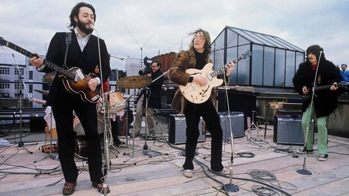 Un concierto en la azotea que nadie imaginaba solo podían hacerlo “The Beatles”