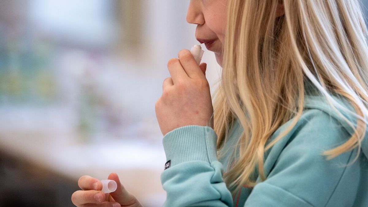 El test de saliva detecta dos días antes un positivo por ómicron que el hisopo nasal