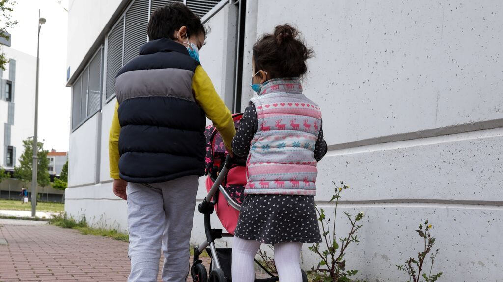 Ómicron podría provocar entre 5.000 y 20.000 casos de niños con covid persistente en España