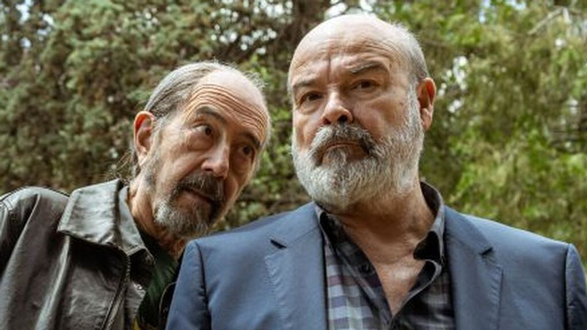 Antonio Resines y Miguel Rellán, en 'Sentimos las molestias' Antonio Resines y Miguel Rellán, en 'Sentimos las molestias'