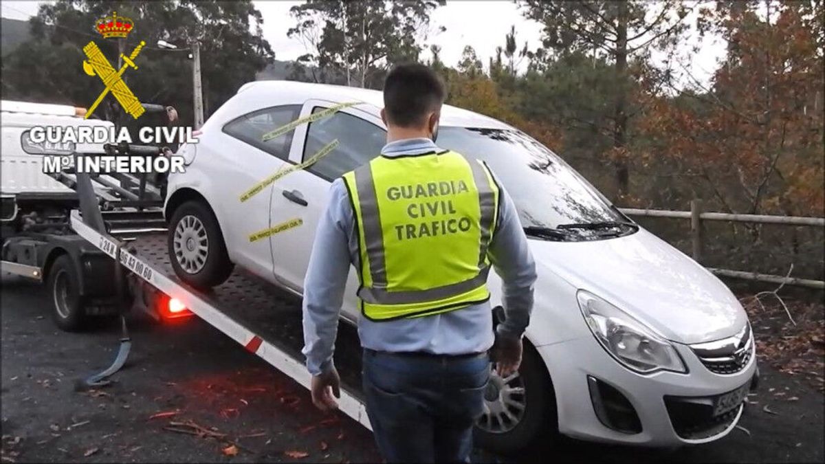 Intervienen el vehículo a un conductor tras circular de forma temeraria y acumular condenas por delitos contra la seguridad vial Intervienen el vehículo a un conductor tras circular de forma temeraria y acumular condenas por delitos contra la seguridad vial