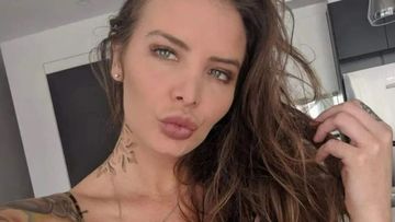 Evelyn Miller, la actriz porno con dos vaginas, que triunfa en OnlyFans