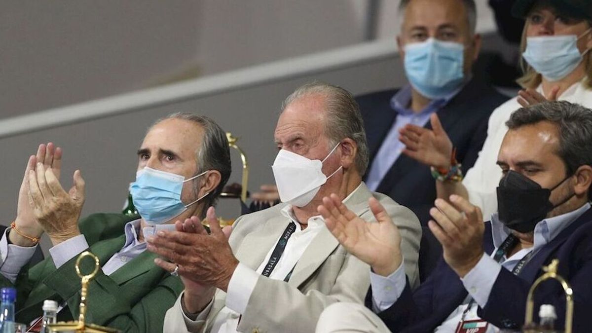 El amigo del rey emérito con quien compartió palco para ver a Nadal da por hecho que volverá a España El amigo del rey emérito con quien compartió palco para ver a Nadal da por hecho que volverá a España