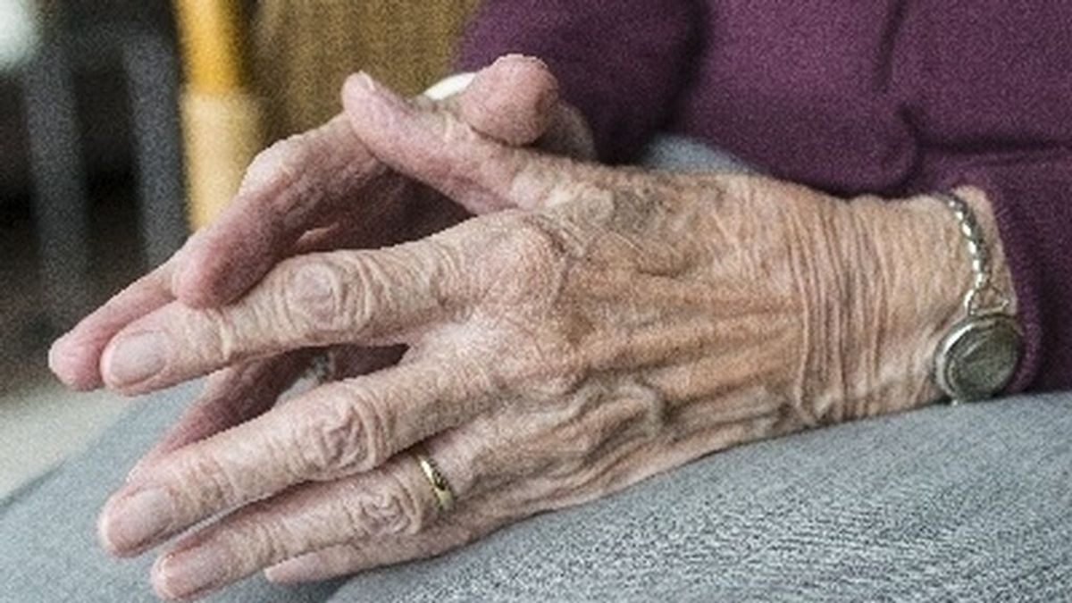 La Fiscalía vigilará el uso de sujeciones en las residencias de mayores La Fiscalía vigilará el uso de sujeciones en las residencias de mayores