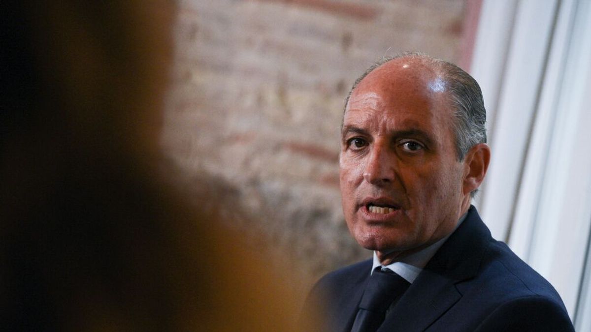 Camps pide a la Audiencia que se eleve ante la Justicia Europea su implicación en el caso Gürtel Camps pide a la Audiencia que se eleve ante la Justicia Europea su implicación en el caso Gürtel