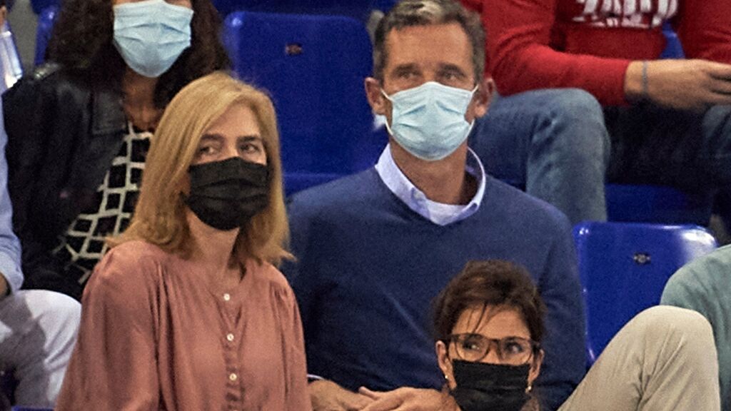 Iñaki Urdangarin y la infanta Cristina, en el debut de su hijo Pablo