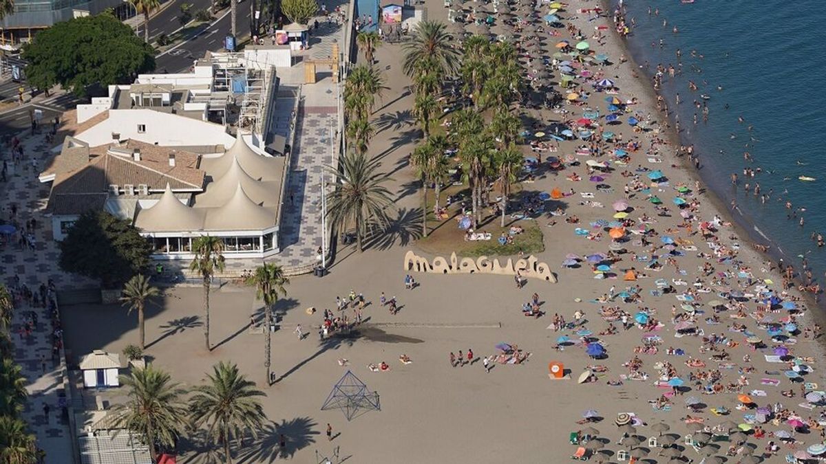 Rescatan el cuerpo sin vida de una mujer en la orilla de la playa de la Malagueta Rescatan el cuerpo sin vida de una mujer en la orilla de la playa de la Malagueta