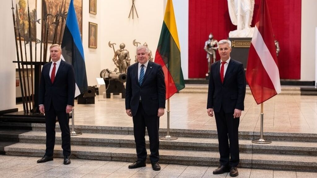 Estonia, Letonia y Lituania dan luz verde al envío a Ucrania de parte de su equipo militar estadounidense