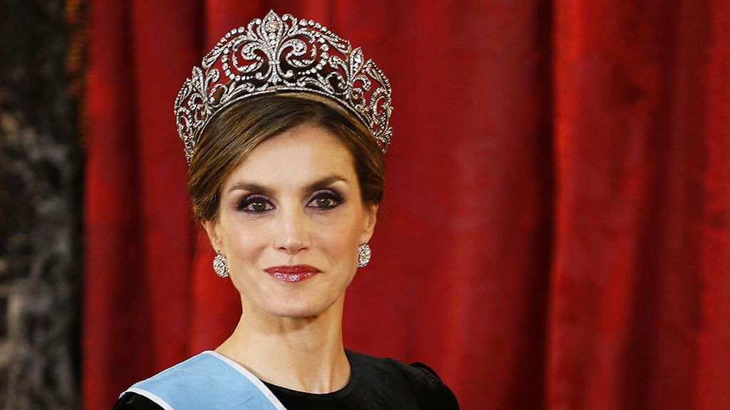 La tiara de 'Flor de Lis' es una de las más especiales para la reina Letizia.