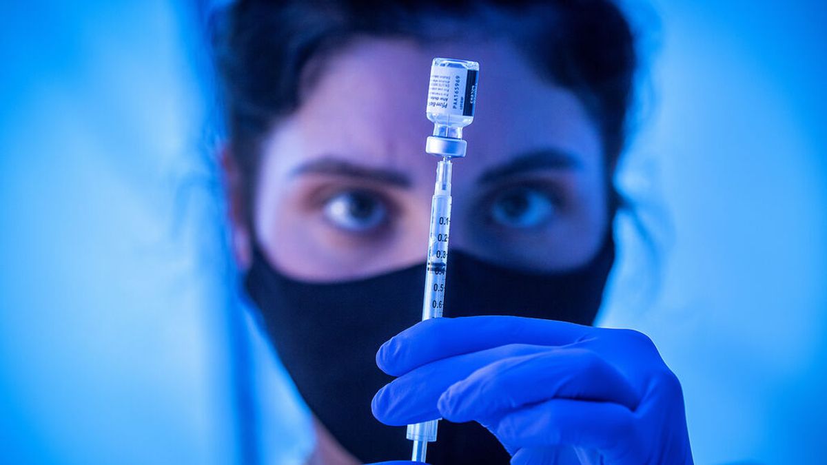 Pfizer y BioNTech empiezan a probar una vacuna contra Omicron Pfizer y BioNTech empiezan a probar una vacuna contra Omicron