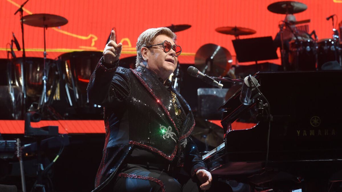 Elton John, positivo en covid, a los 74 años: el cantante ha tenido que cancelar dos conciertos en Dallas