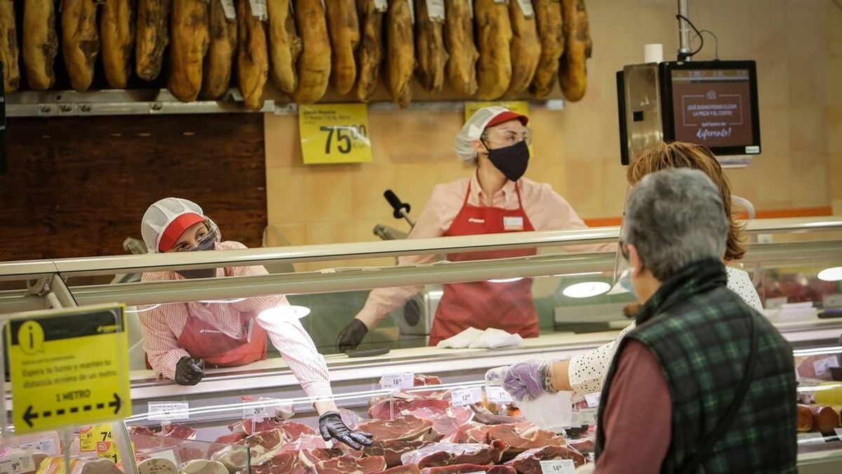 Consum crea 1.000 puestos de trabajo y 4.000 contrataciones en vacaciones de verano y Navidad Consum crea 1.000 puestos de trabajo y 4.000 contrataciones en vacaciones de verano y Navidad