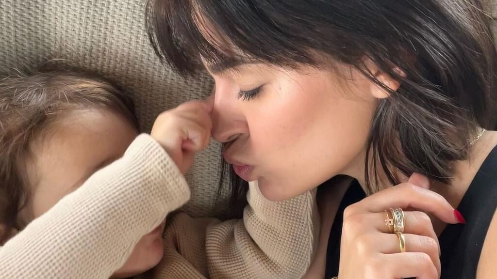 Laura Escanes ha perdido amistades por culpa de la maternidad: "La distancia hace el olvido"