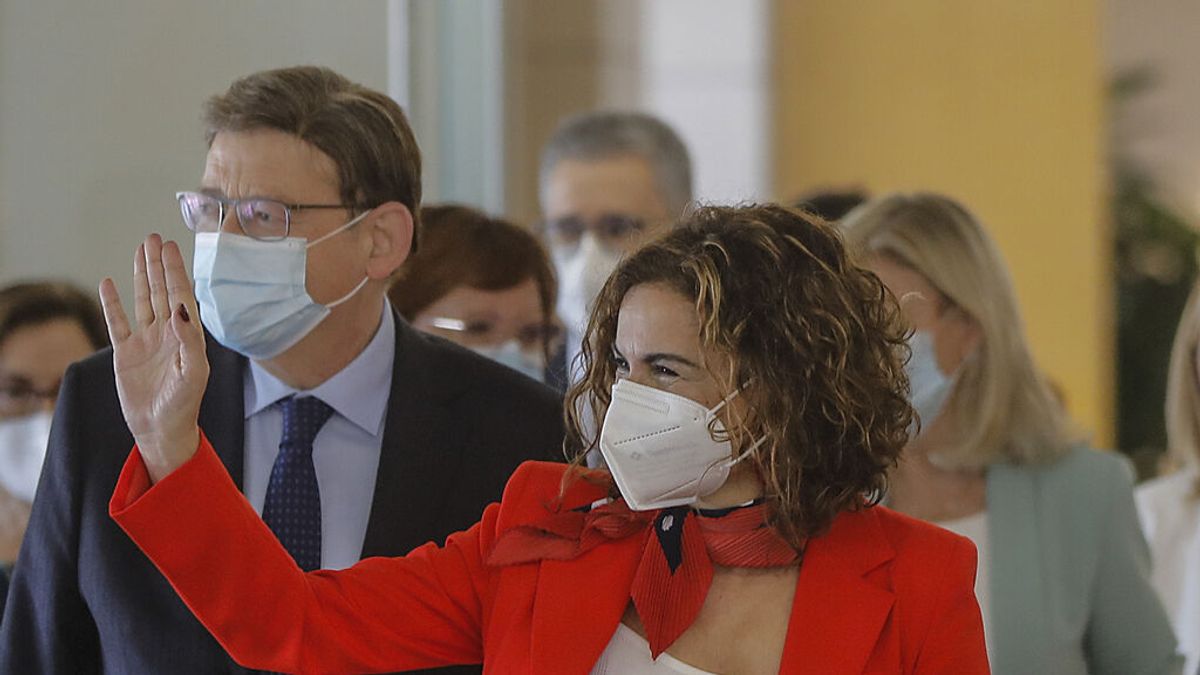 Montero no convence y los políticos valencianos se unen en bloque para reclamar una financiación justa Montero no convence y los políticos valencianos se unen en bloque para reclamar una financiación justa