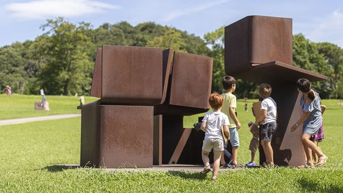 El museo Chillida Leku reabre al público con una nueva propuesta expositiva sobre el artista El museo Chillida Leku reabre al público con una nueva propuesta expositiva sobre el artista
