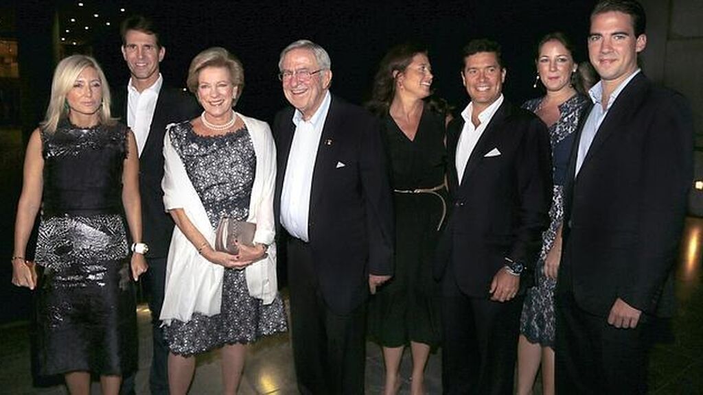 Hace unos años, los miembros de la familia decidieron volver a Grecia.