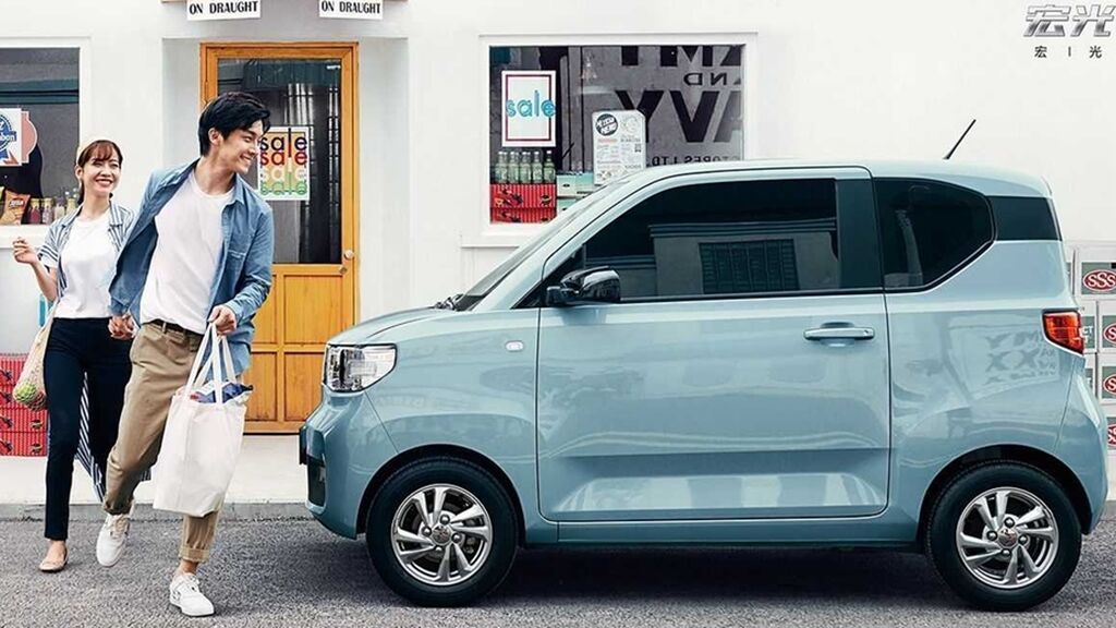 EL WULING HOINGGUANG MINI ES UN EXITAZO EN CHINA