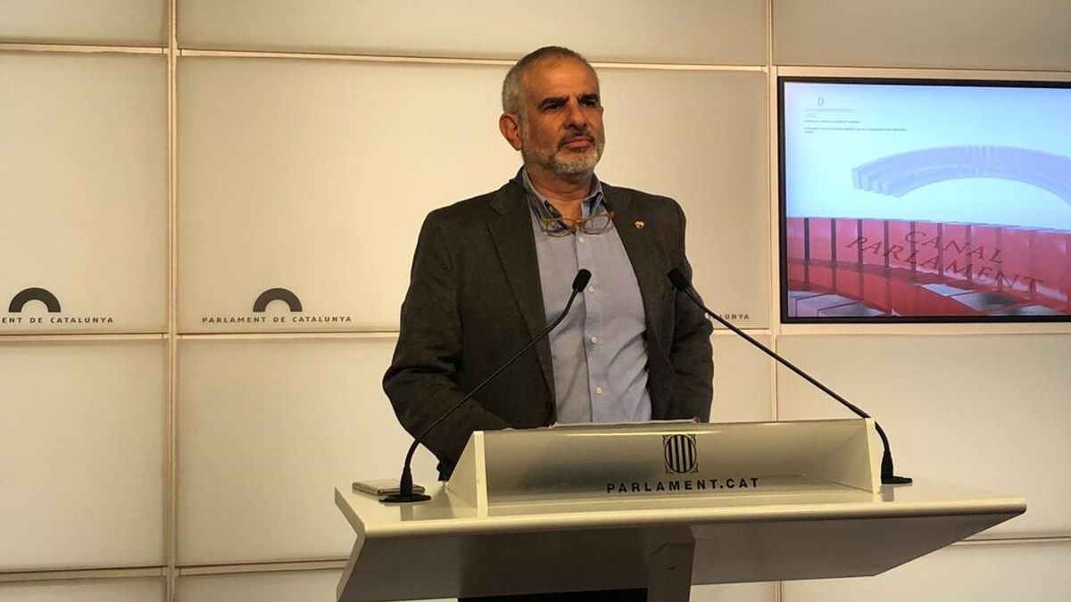 Carrizosa acusa a Vox de favorecer al independentismo por cómo defiende "la españolidad" Carrizosa acusa a Vox de favorecer al independentismo por cómo defiende "la españolidad"