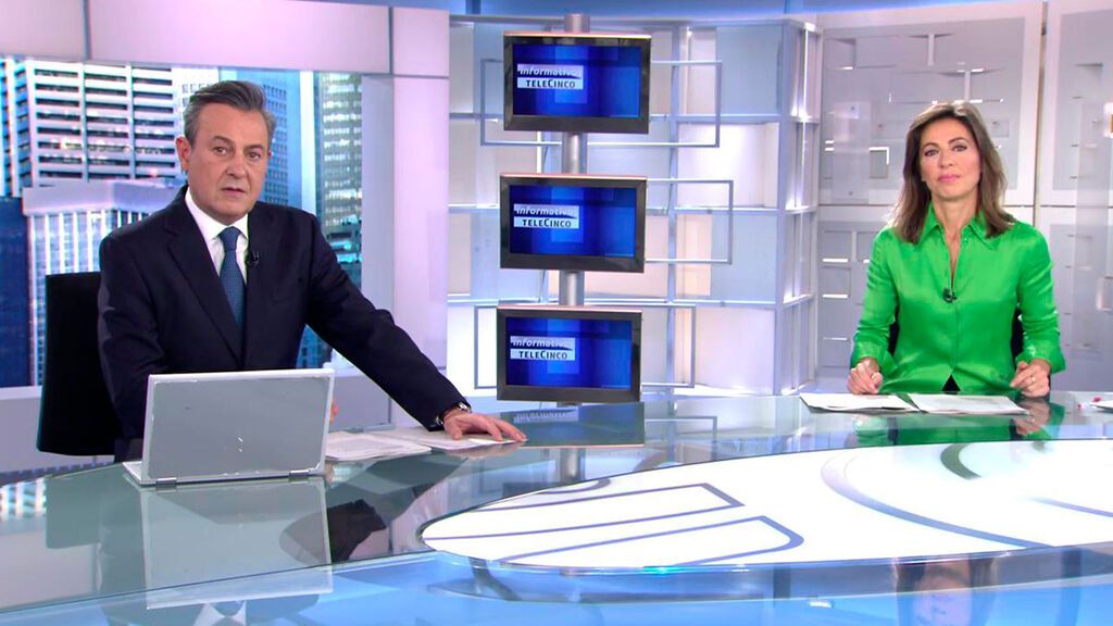 Con José Ribagorda y Ángeles Blanco Informativos Telecinco 2022 Mediodía 29/01/2022 Con José Ribagorda y Ángeles Blanco Informativos Telecinco 2022 Mediodía 29/01/2022