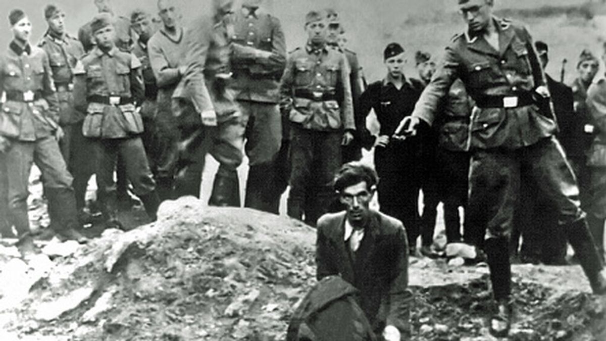 Alemania 'se olvida' de su trágica invasión de Ucrania frente a la amenaza rusa Alemania 'se olvida' de su trágica invasión de Ucrania frente a la amenaza rusa