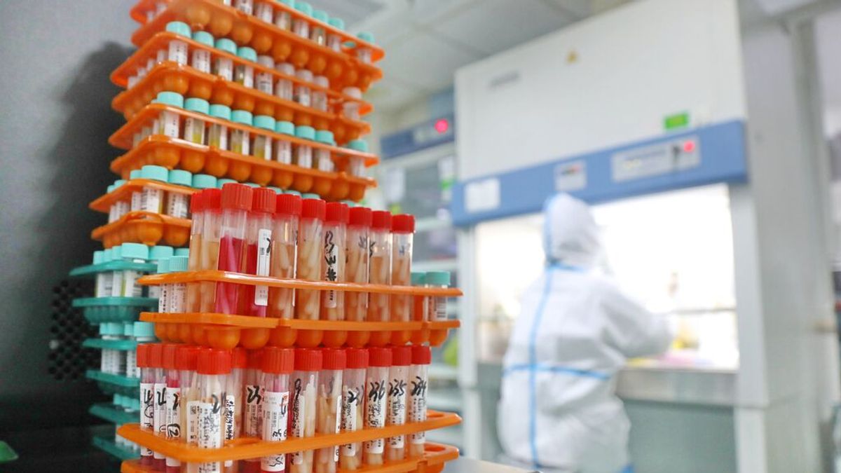 Científicos daneses apuntan que ómicron BA.2 es aún más contagioso Científicos daneses apuntan que ómicron BA.2 es aún más contagioso