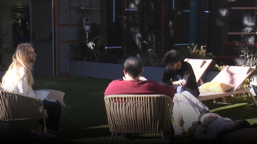 16.00 - 0.00 | Enredos amorosos en la casa de los secretos