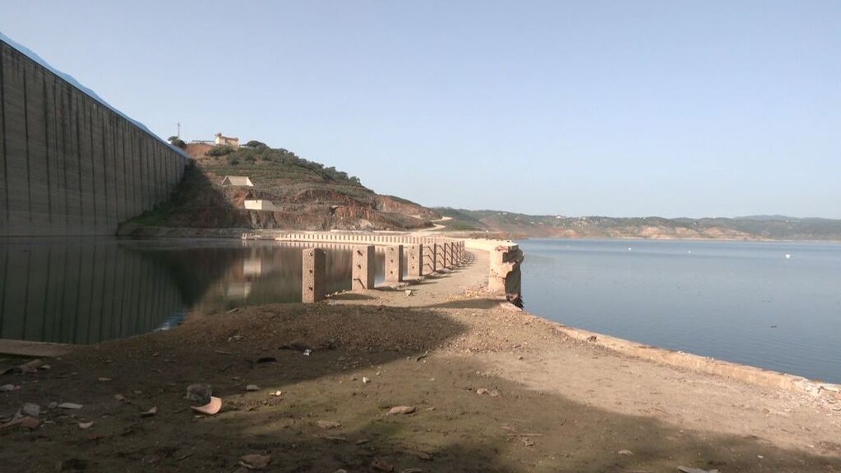 La falta de lluvias deja la cuenca del Guadalquivir al 28% de su capacidad La falta de lluvias deja la cuenca del Guadalquivir al 28% de su capacidad