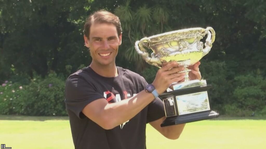 Rafa Nadal celebra su “victoria más inesperada” tras ganar el Open de Australia