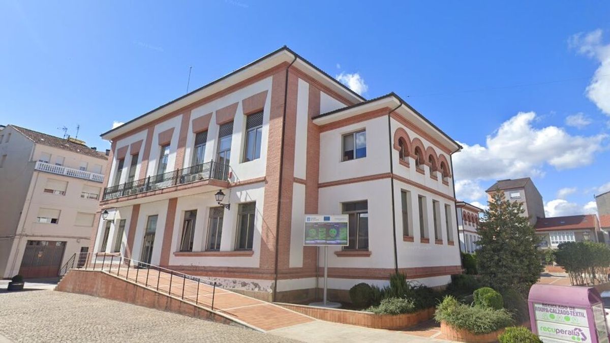 Un hacker ruso ataca y deja inoperativa la web del Ayuntamiento de Monforte de Lemos Un hacker ruso ataca y deja inoperativa la web del Ayuntamiento de Monforte de Lemos