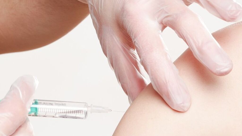 La vacuna para menores de 5 años se aprobará a finales de febrero