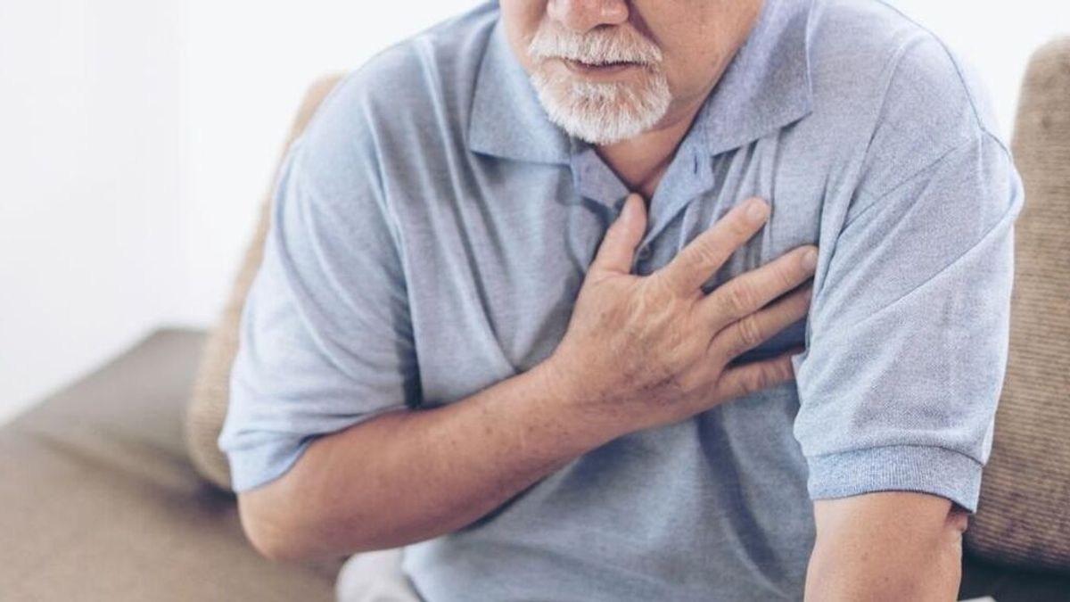 Costocondritis, el nuevo síntoma del covid que algunos confunden con un infarto