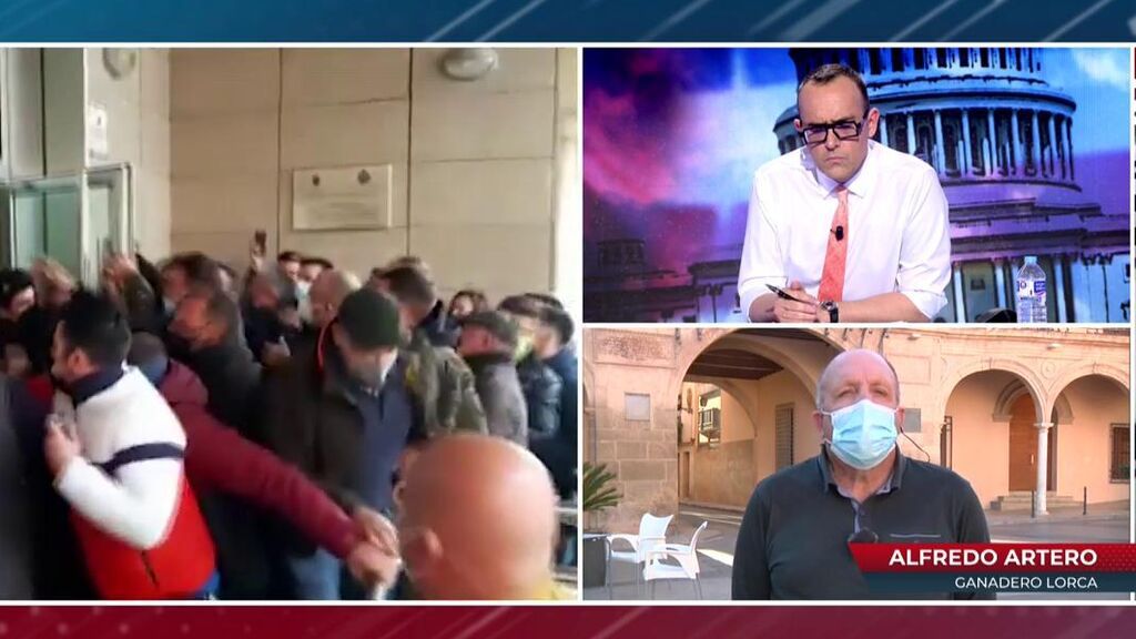 Un ganadero de Lorca defiende a sus compañeros