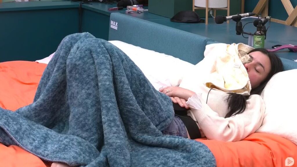 16.00 - 0:00 Elena está tensa antes de la Gala