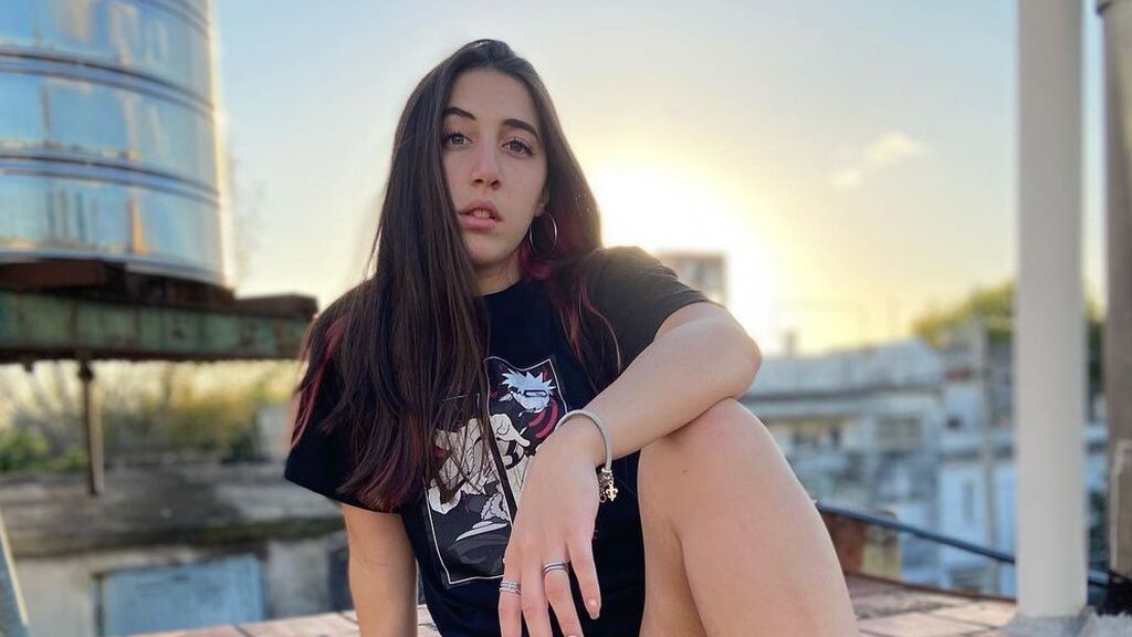 Muere mientras dormía la tiktoker Valeria Silvestre a los 23 años de edad