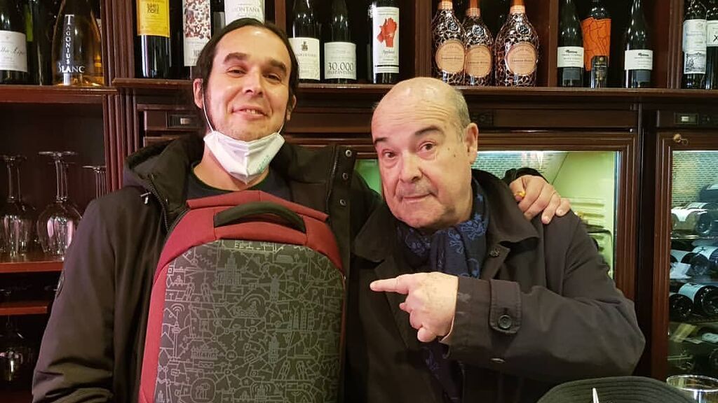 Ayudante de dirección, empresario y con novia: así es Ricardo, el hijo de Antonio Resines