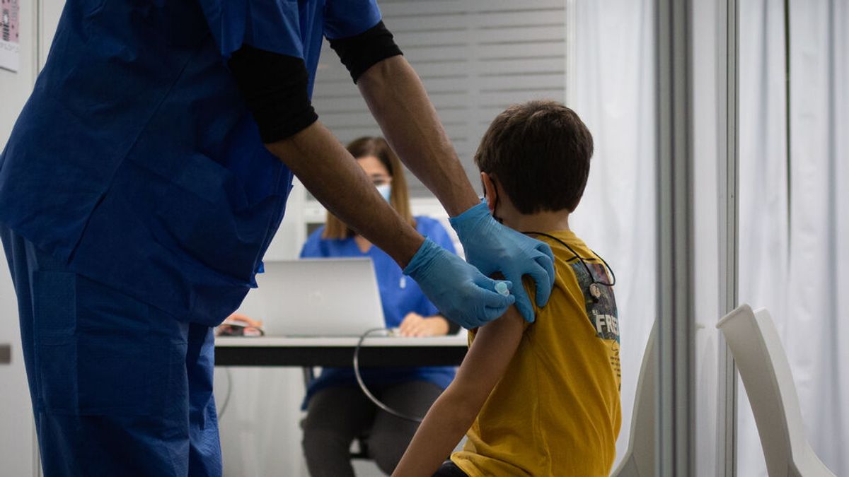 El aumento de hospitalizaciones de niños por ómicron: por qué está pasando