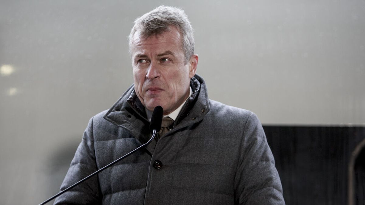 Siemens Gamesa cesa a Andreas Nauen como consejero delegado, que será relevado por Jochen Eickholt Siemens Gamesa cesa a Andreas Nauen como consejero delegado, que será relevado por Jochen Eickholt