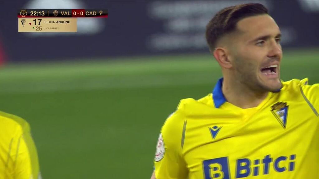 Lucas Pérez debuta con el Cádiz horas después de fichar