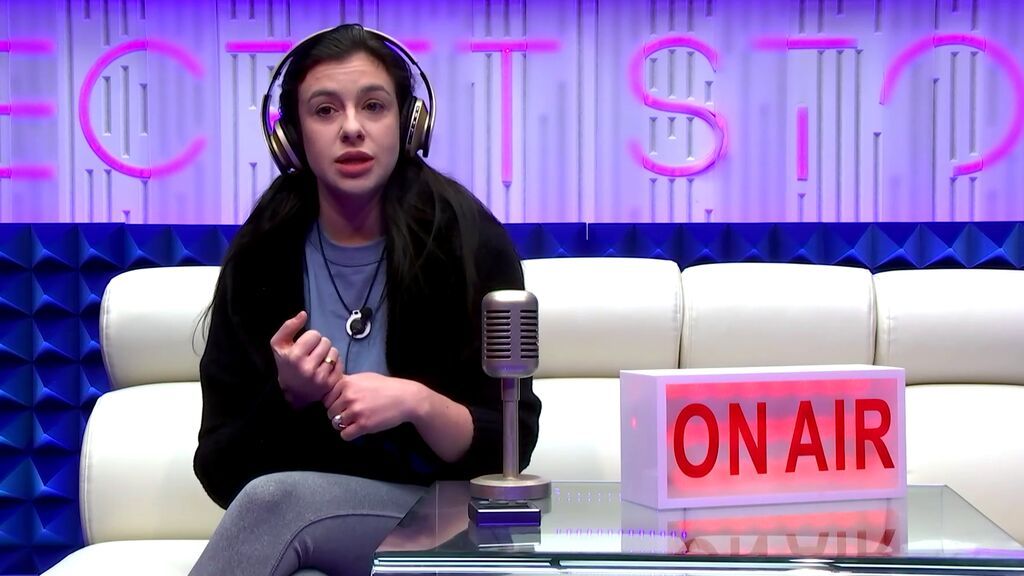 Elena aclara definitivamente el tema del ‘empujón’: “Me quise referir a un roce”